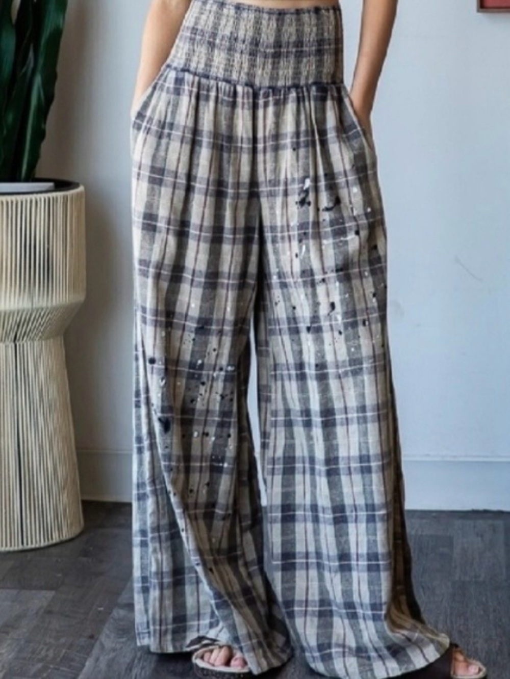 Oli & Hali Plaid Grunge Whimsigoth Paint Splatter Loose Wide Leg Size Medium